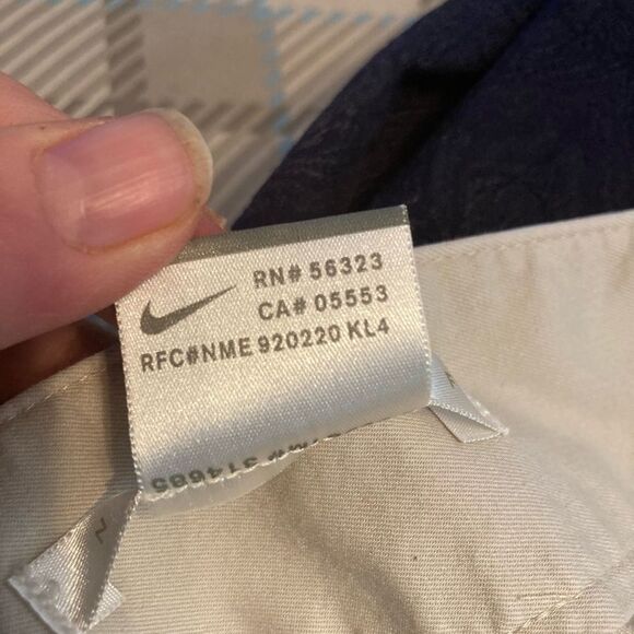 Nike Golf Dri Fit pants w/ zippered legs and pockets great active wear & style - Picture 14 of 14